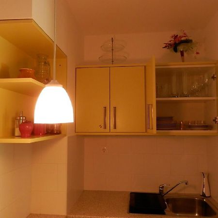 Csiki Apartman Budaörs Δωμάτιο φωτογραφία