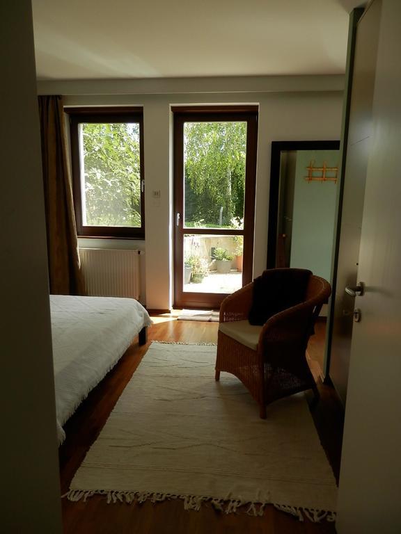 Csiki Apartman Budaörs Δωμάτιο φωτογραφία
